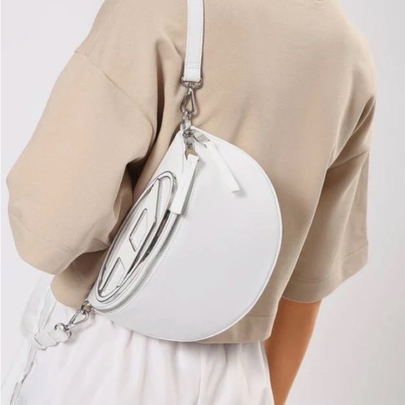 Diesel 1DR Convertible Logo-Plaque Crossbody Saddle Bag - Picture 1 of 9